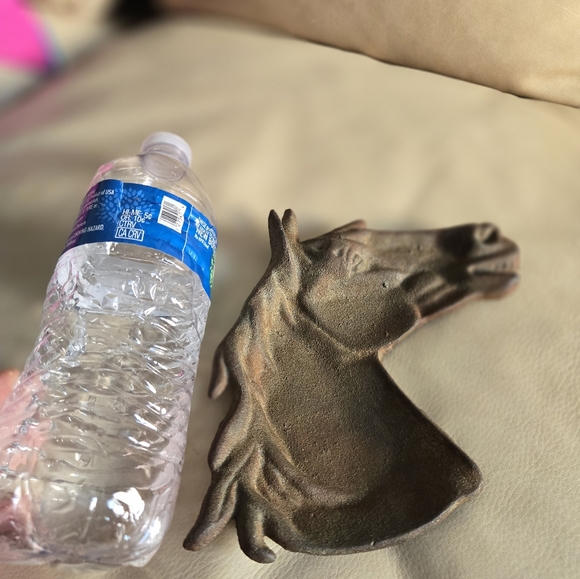 Vintage Cast Iron Horse Head Dish Ashtray Heavy Decor Western - Picture 7 of 7